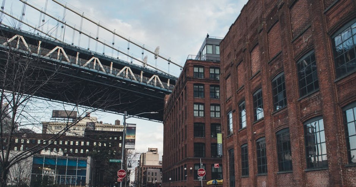 Brooklyn Flea (DUMBO)